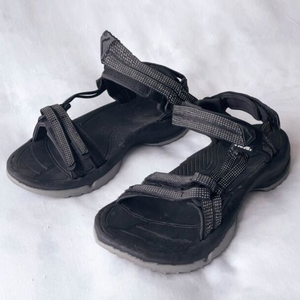 Teva Terra Fi Lite Sandals Size 8.5B